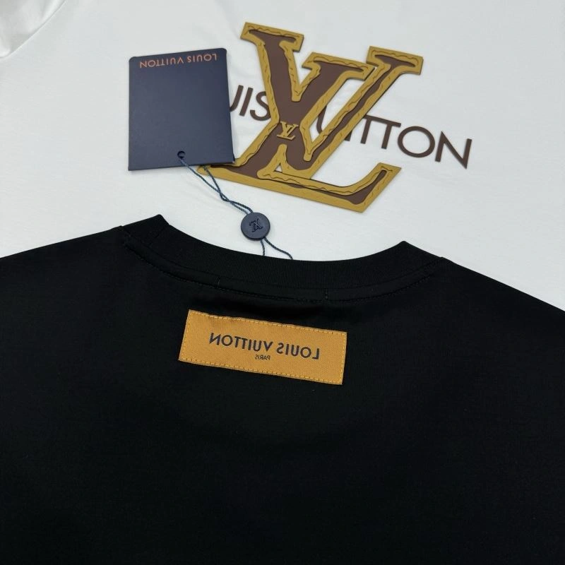 GoodFit Louis Vuitton T-Shirts 137340