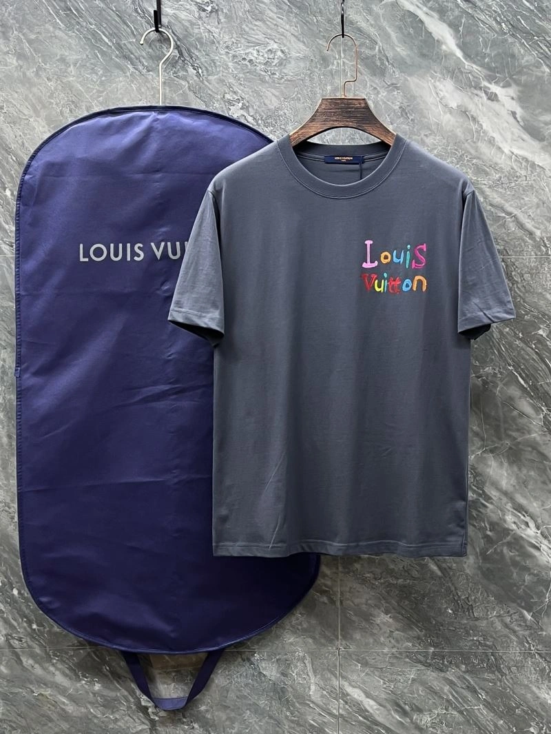 Louis Vuitton T-Shirts WeatherProof 137311