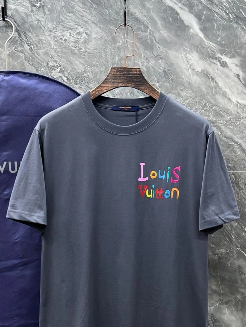 Louis Vuitton T-Shirts WeatherProof 137311