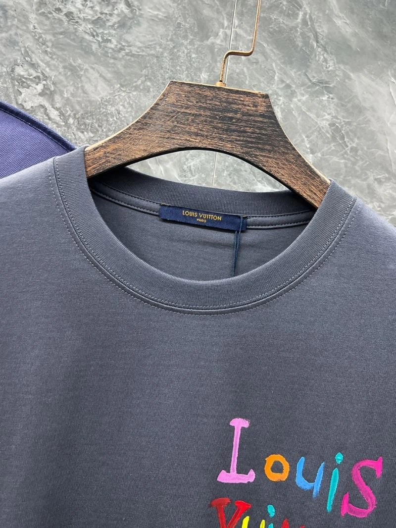 Louis Vuitton T-Shirts WeatherProof 137311