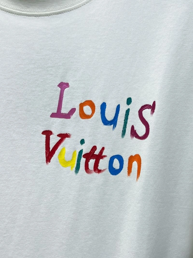 Louis Vuitton T-Shirts Lightweight 137318