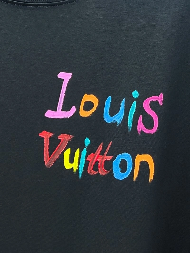 Louis Vuitton T-Shirts Snug 137307