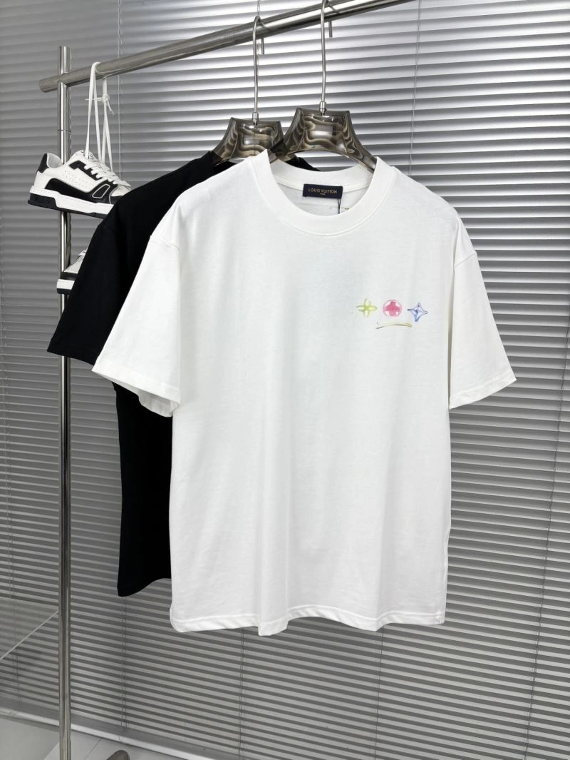 SoftTouch Louis Vuitton T-Shirts 137302
