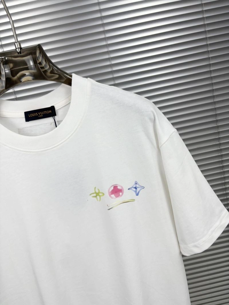 SoftTouch Louis Vuitton T-Shirts 137302