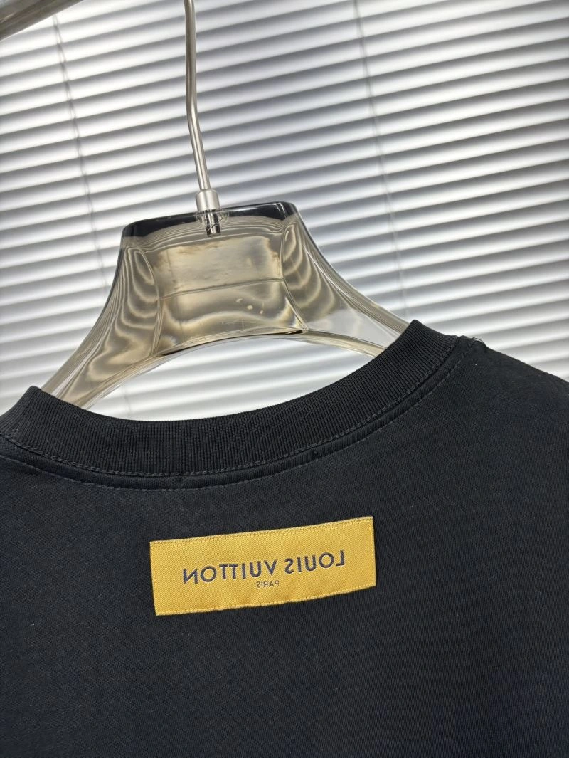Durable Louis Vuitton T-Shirts 137301