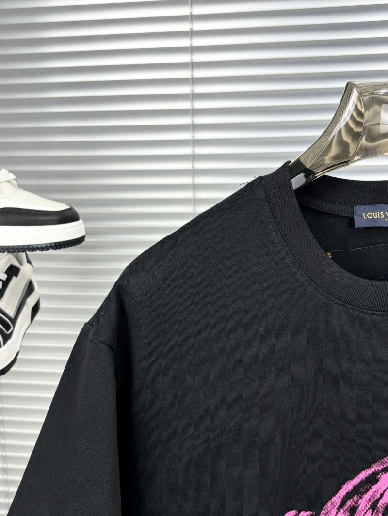 Durable Louis Vuitton T-Shirts 137301