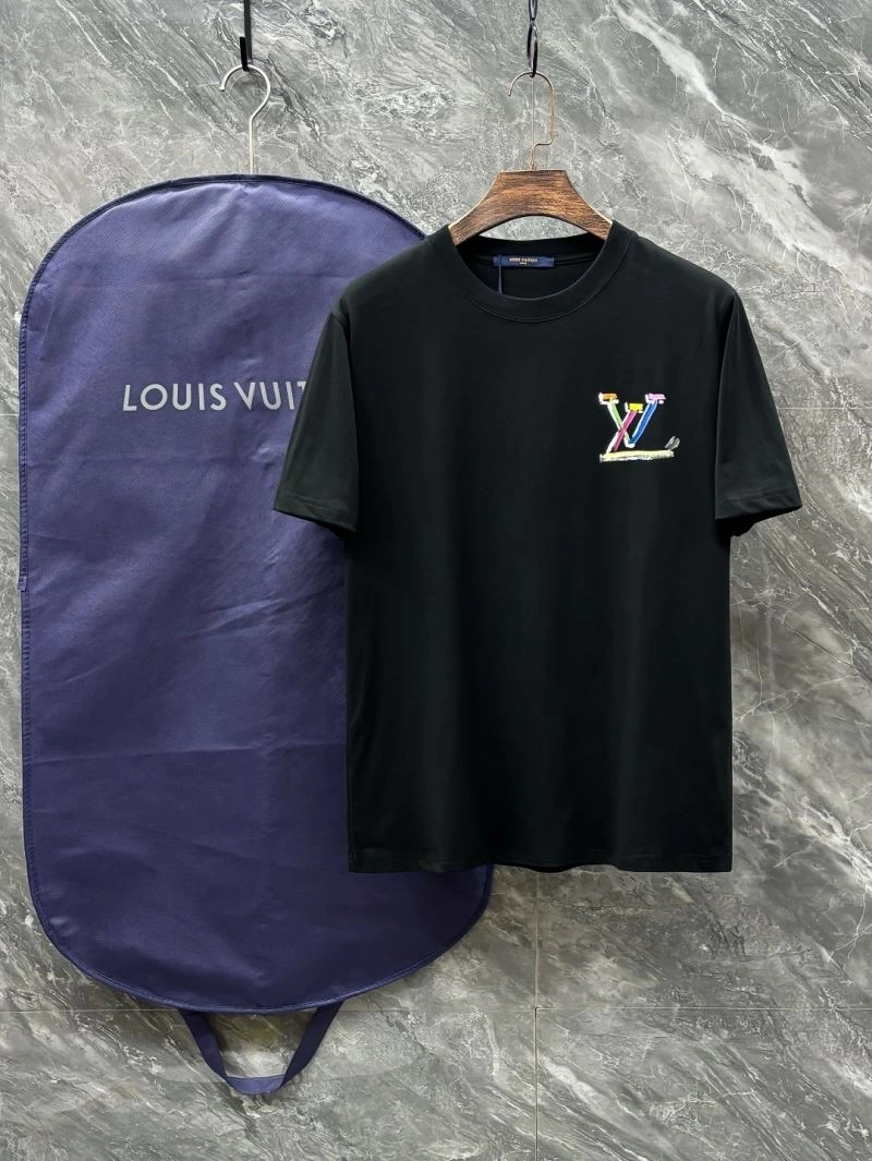Stretchable Louis Vuitton T-Shirts 137290