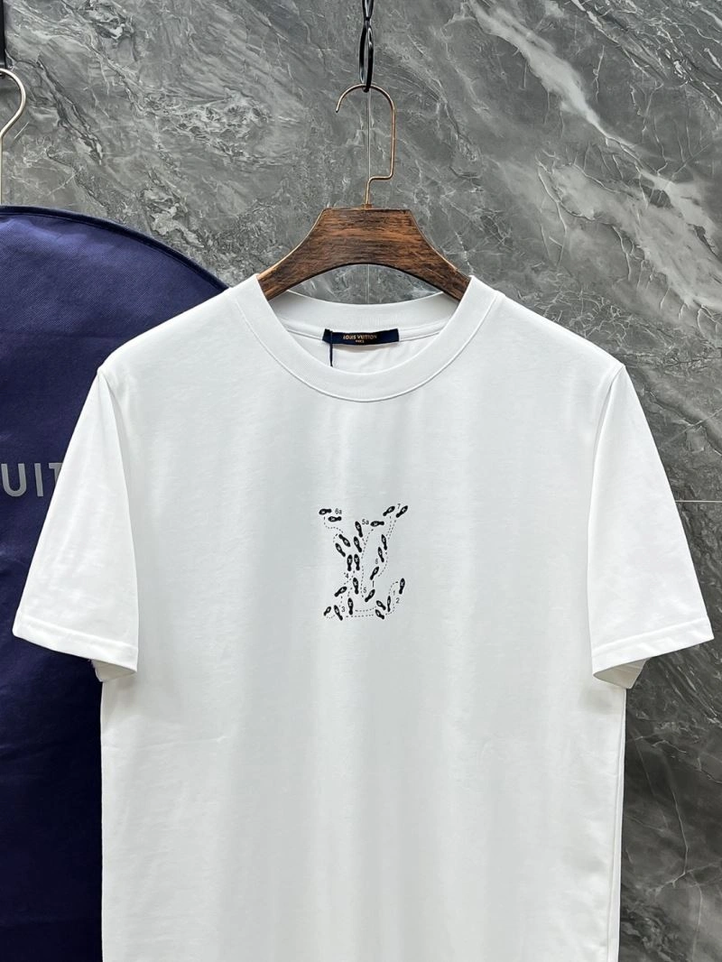 Lightweight Louis Vuitton T-Shirts 137294