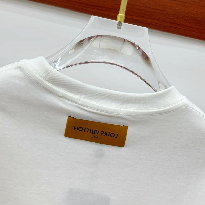 Lightweight Louis Vuitton T-Shirts 137285