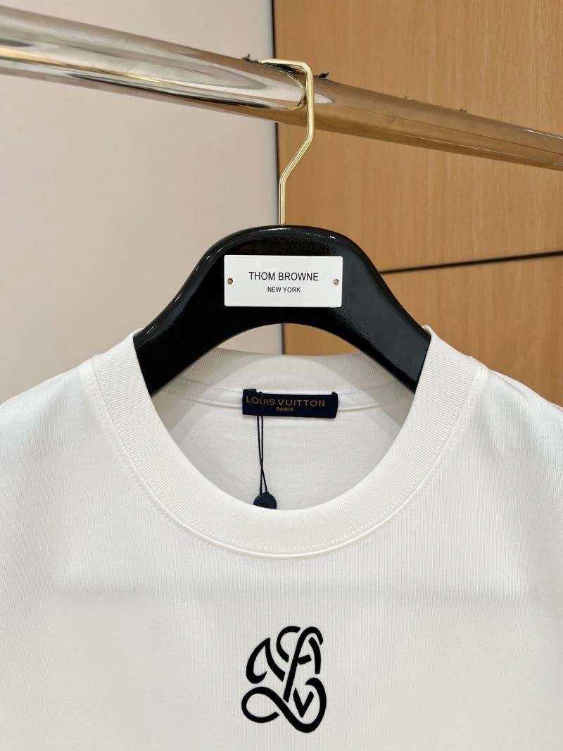 SoftTouch Louis Vuitton T-Shirts 137288