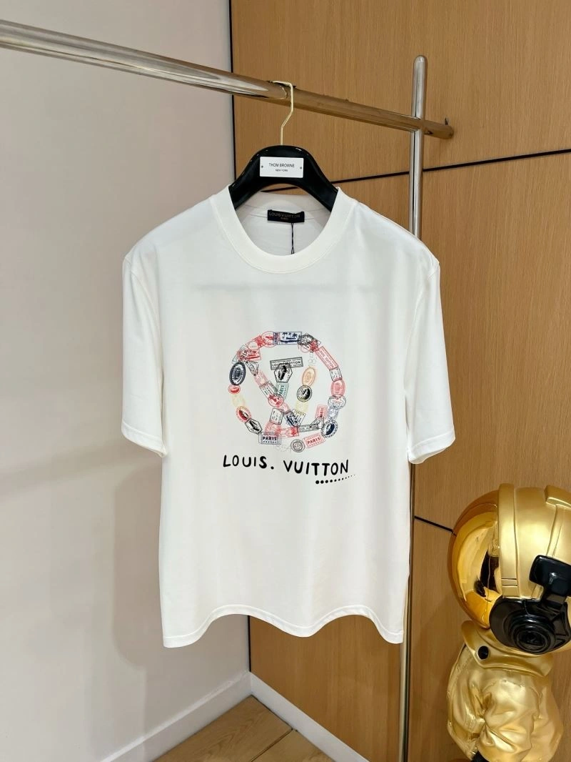 EyeCatching Louis Vuitton T-Shirts 137281