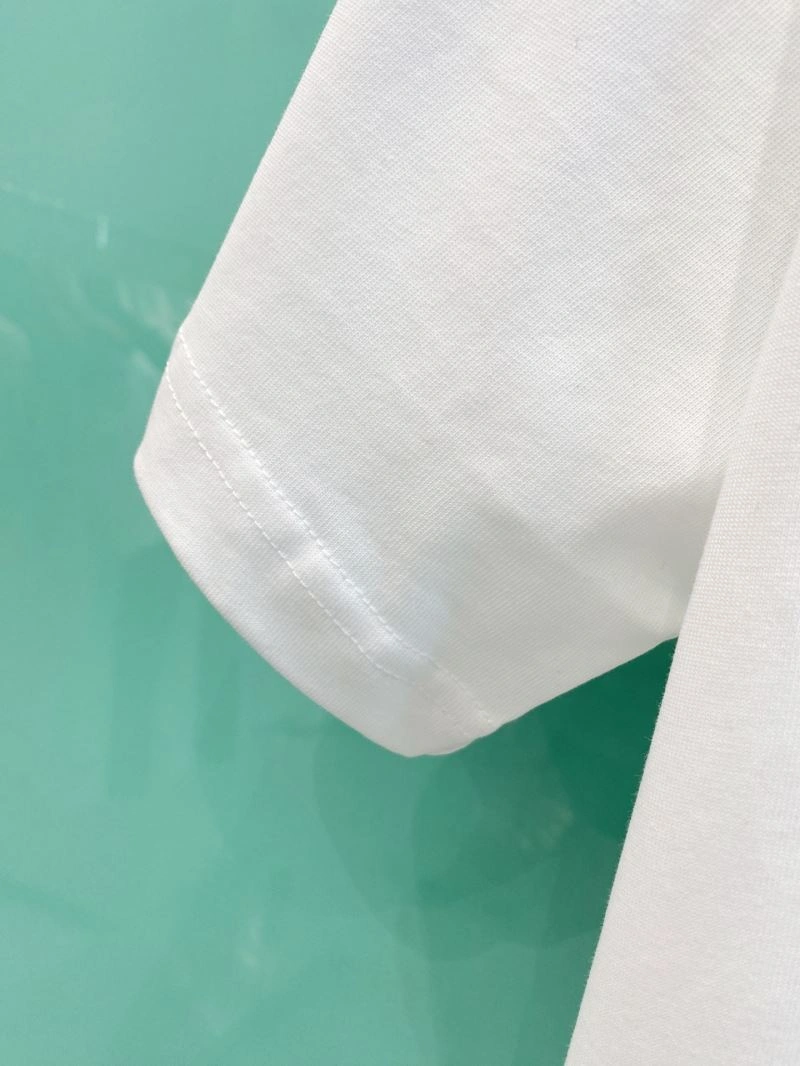 Louis Vuitton T-Shirts Lightweight 137282