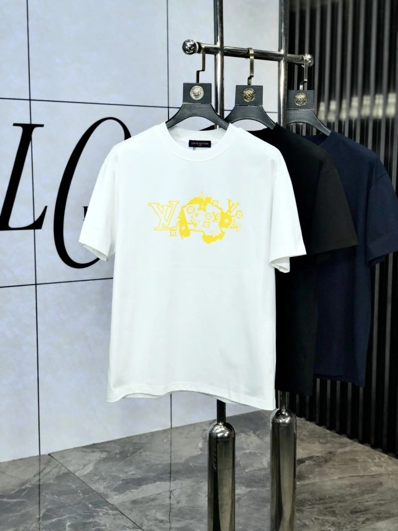 Lightweight Louis Vuitton T-Shirts 137299