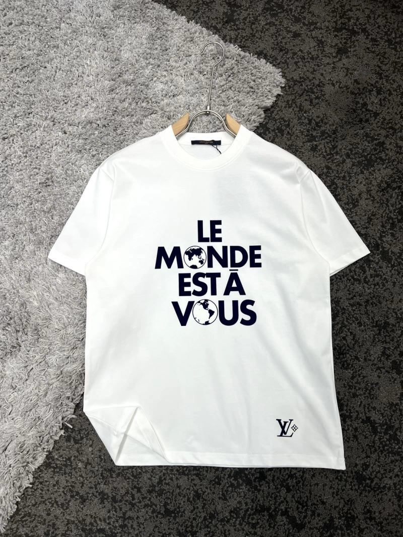 Louis Vuitton T-Shirts Resilient 137291