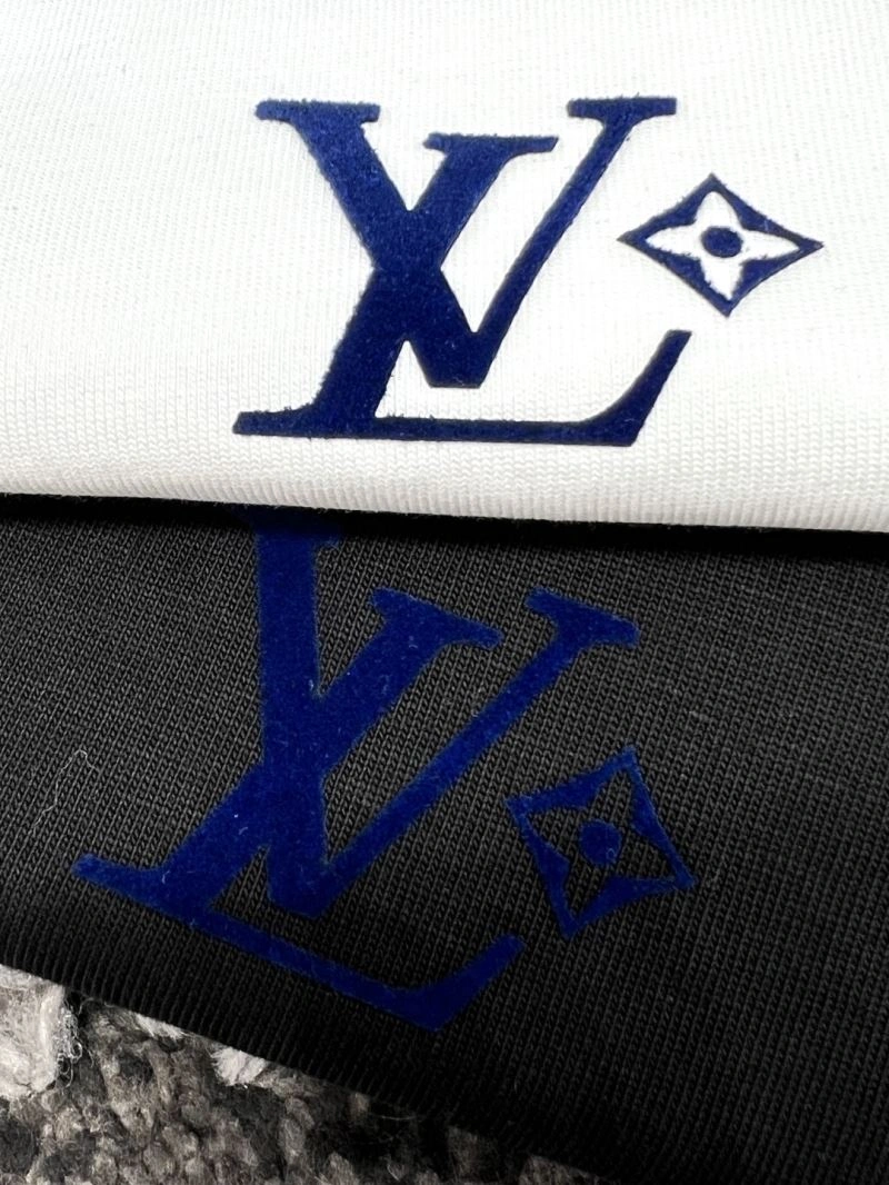 Louis Vuitton T-Shirts Resilient 137291