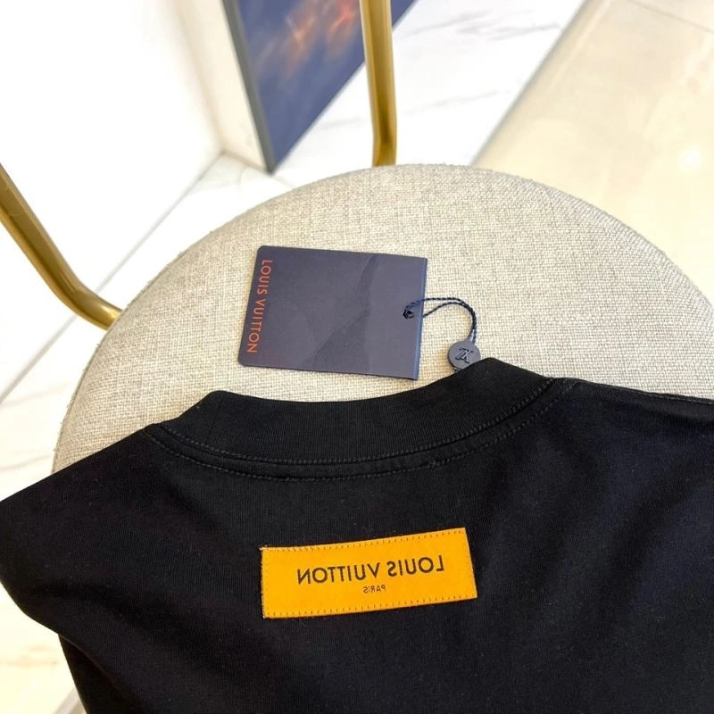 UrbanStyle Louis Vuitton T-Shirts 137293