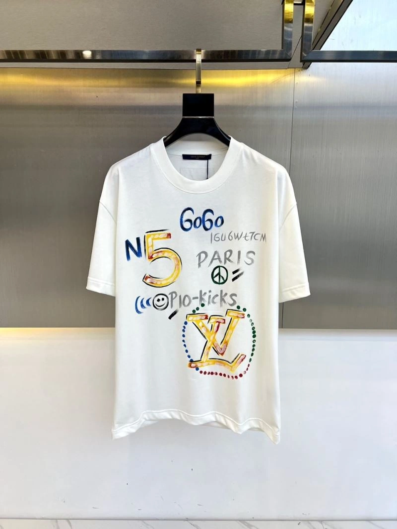 Packable Louis Vuitton T-Shirts 137286