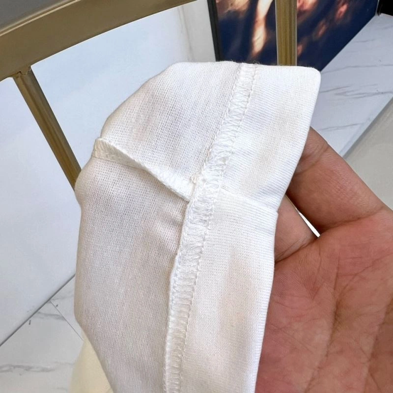Packable Louis Vuitton T-Shirts 137286