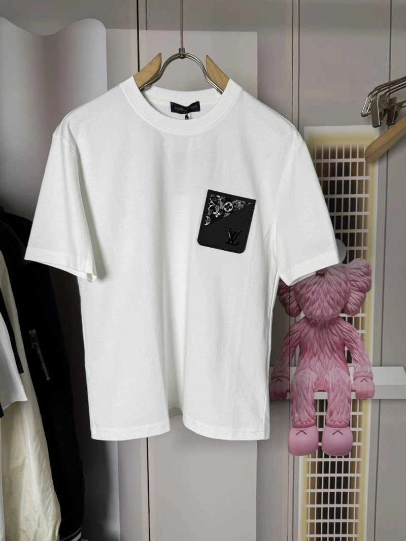 Louis Vuitton T-Shirts Stretchable 137275