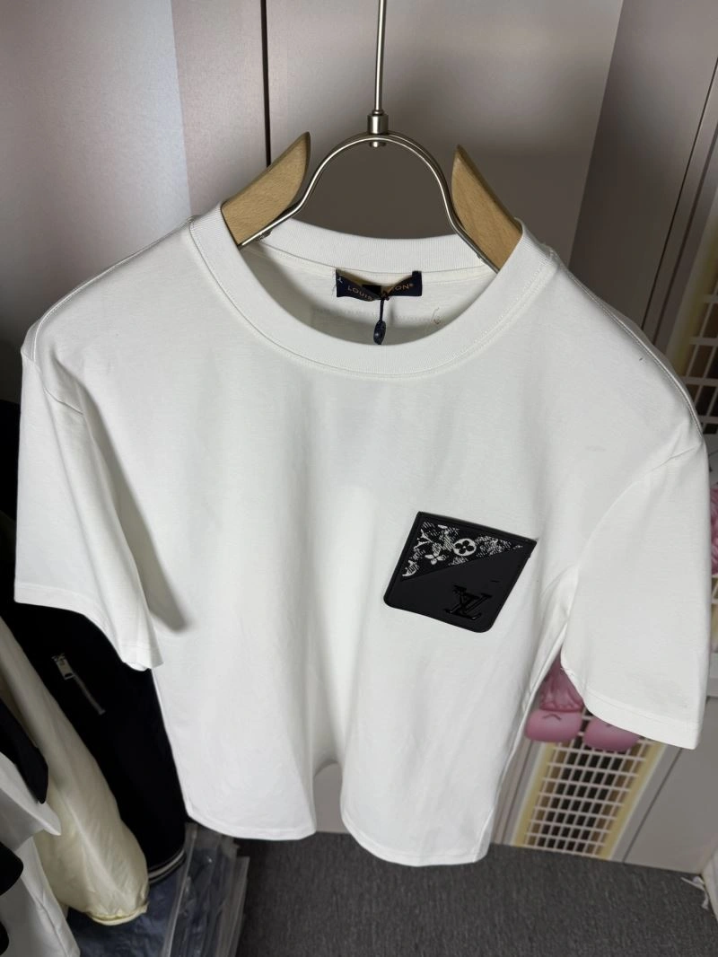 Louis Vuitton T-Shirts Stretchable 137275