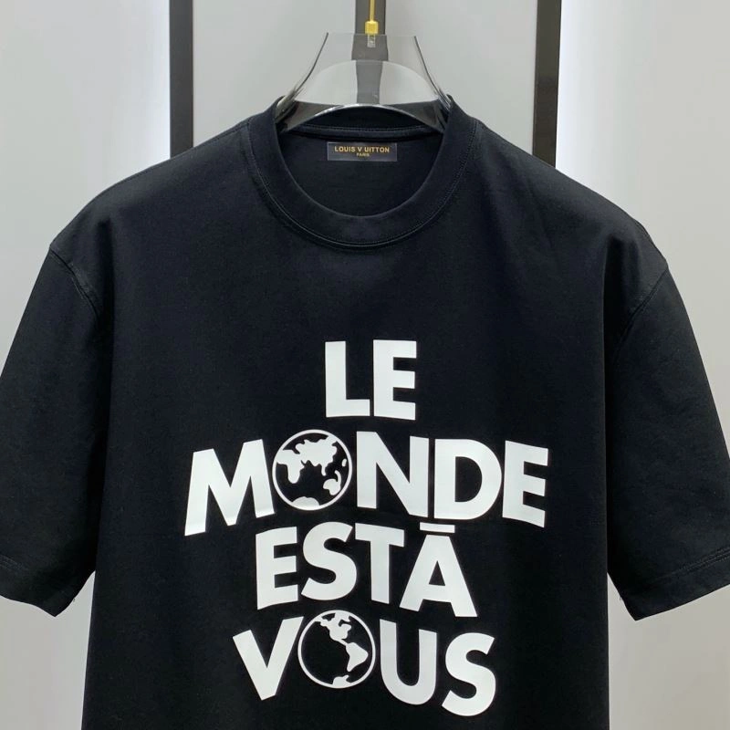 RelaxedFit Louis Vuitton T-Shirts 137270