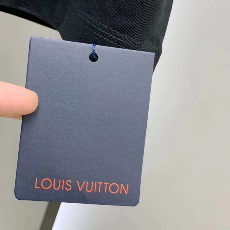 RelaxedFit Louis Vuitton T-Shirts 137270