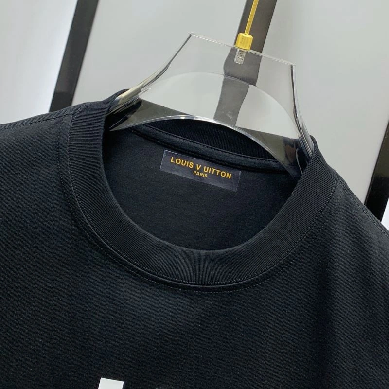 RelaxedFit Louis Vuitton T-Shirts 137270
