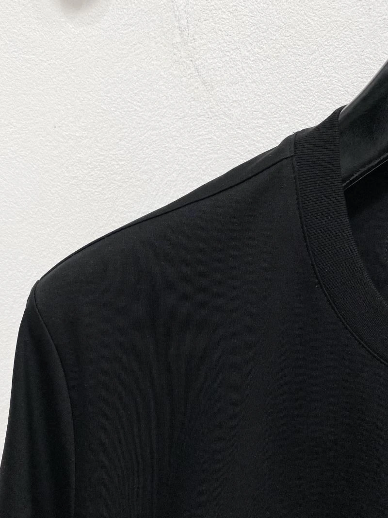 Breathable Louis Vuitton T-Shirts 137267