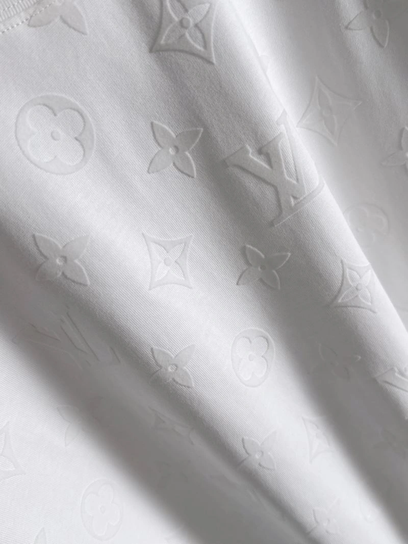 Louis Vuitton T-Shirts WaterResistant 137265