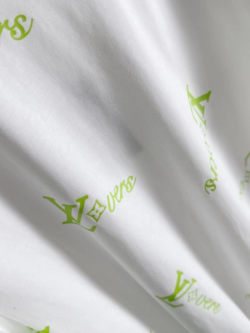 Louis Vuitton T-Shirts Sleek 137264