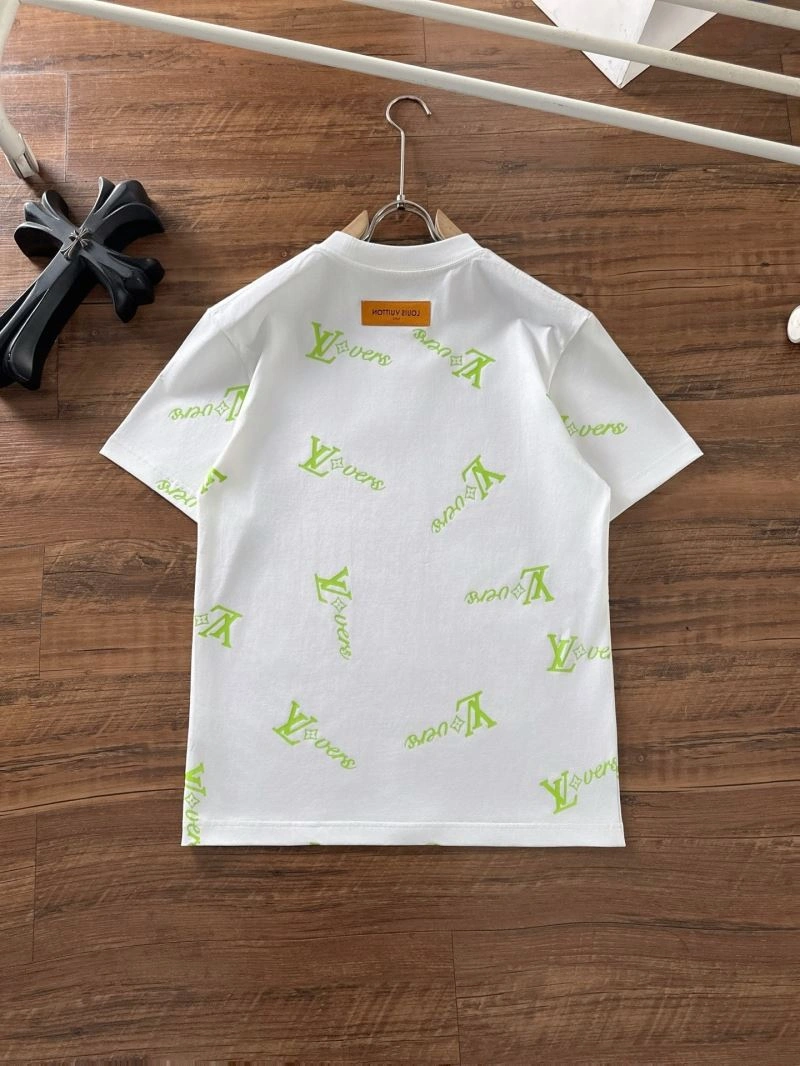 Louis Vuitton T-Shirts Sleek 137264