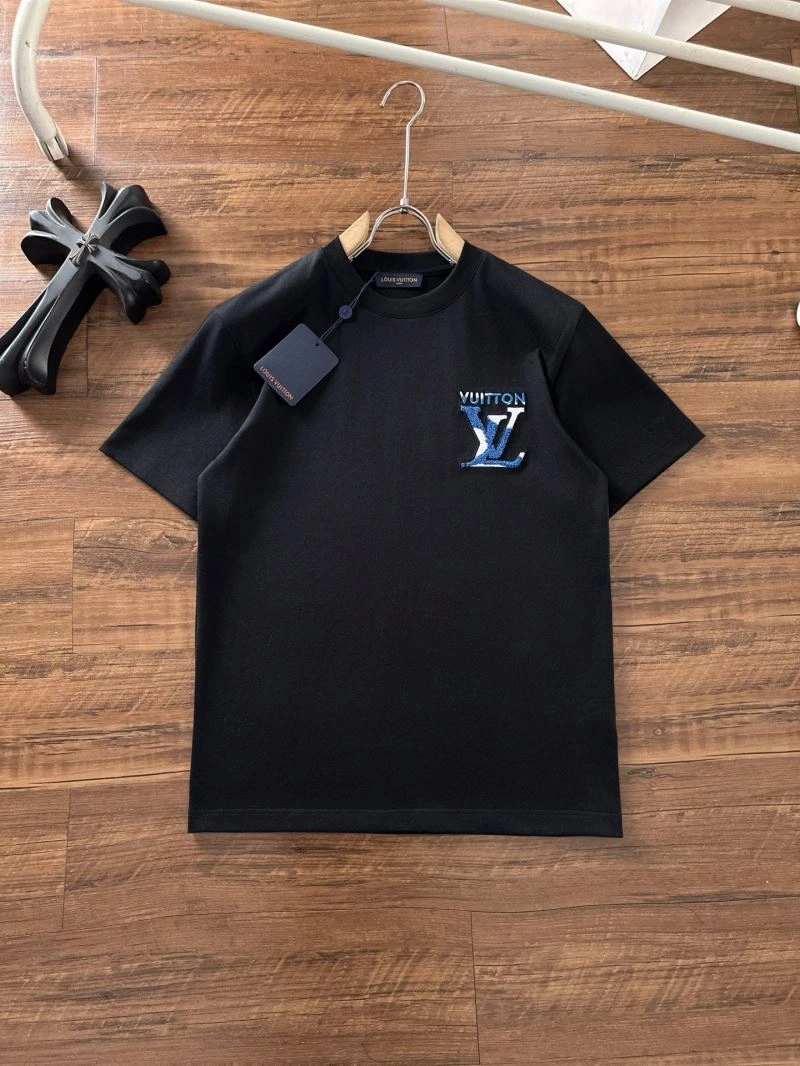 EyeCatching Louis Vuitton T-Shirts 137260