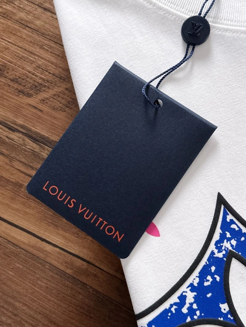 WeatherProof Louis Vuitton T-Shirts 137261