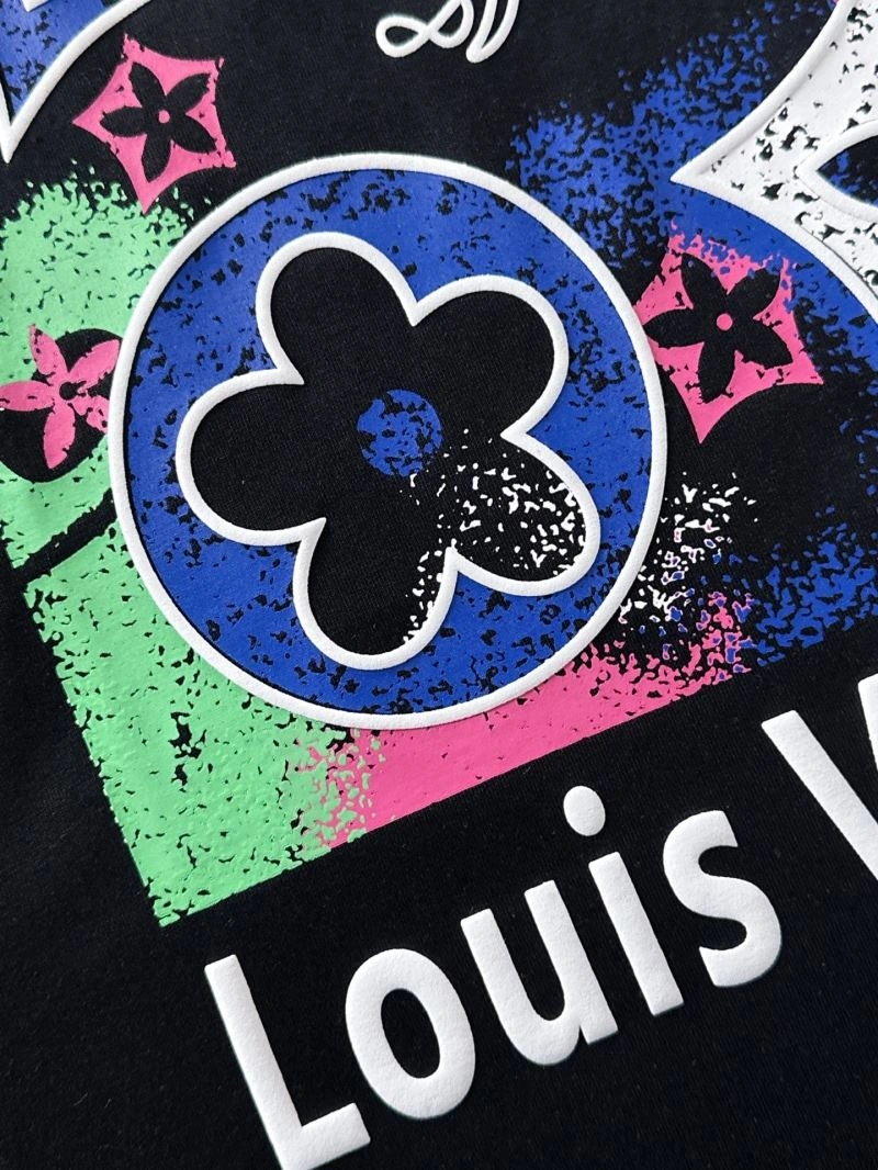 ComfortFit Louis Vuitton T-Shirts 137259