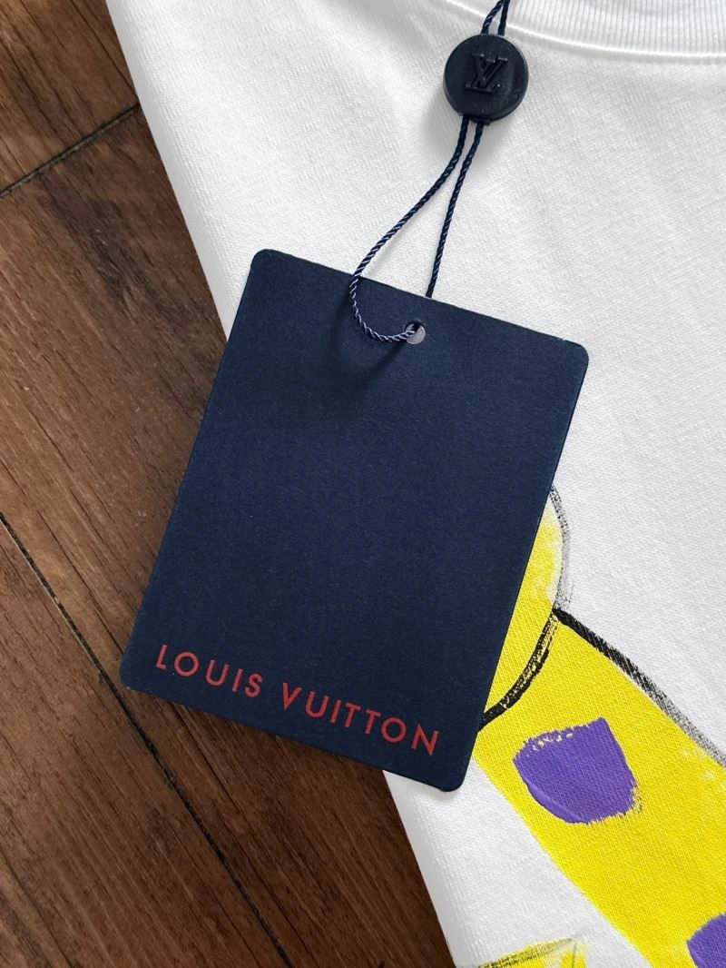 Louis Vuitton T-Shirts Fashionable 137246