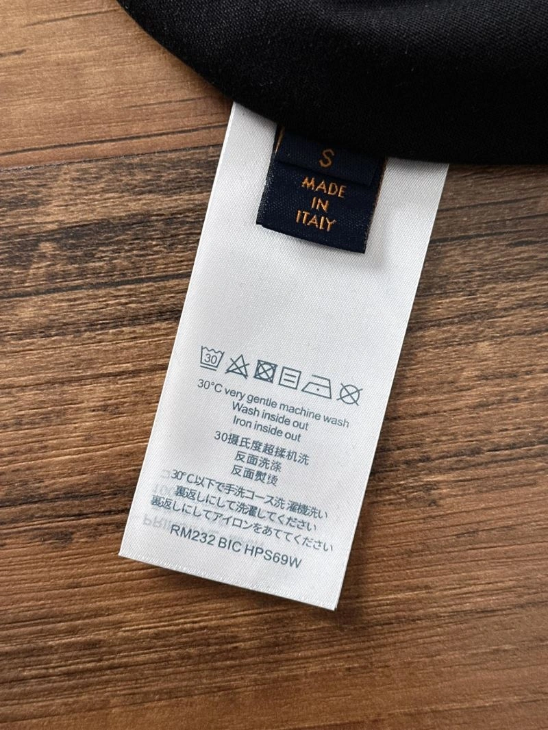 SmoothTexture Louis Vuitton T-Shirts 137249