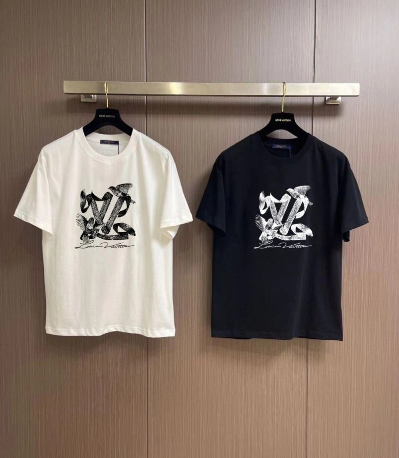 Effortless Louis Vuitton T-Shirts 137243