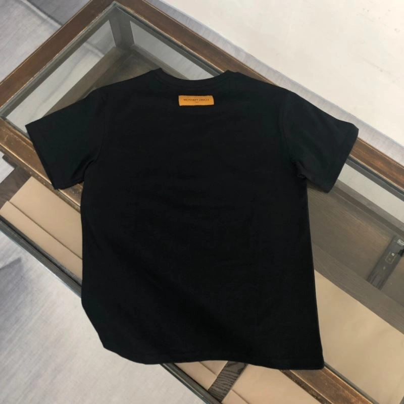 Functional Louis Vuitton T-Shirts 137238