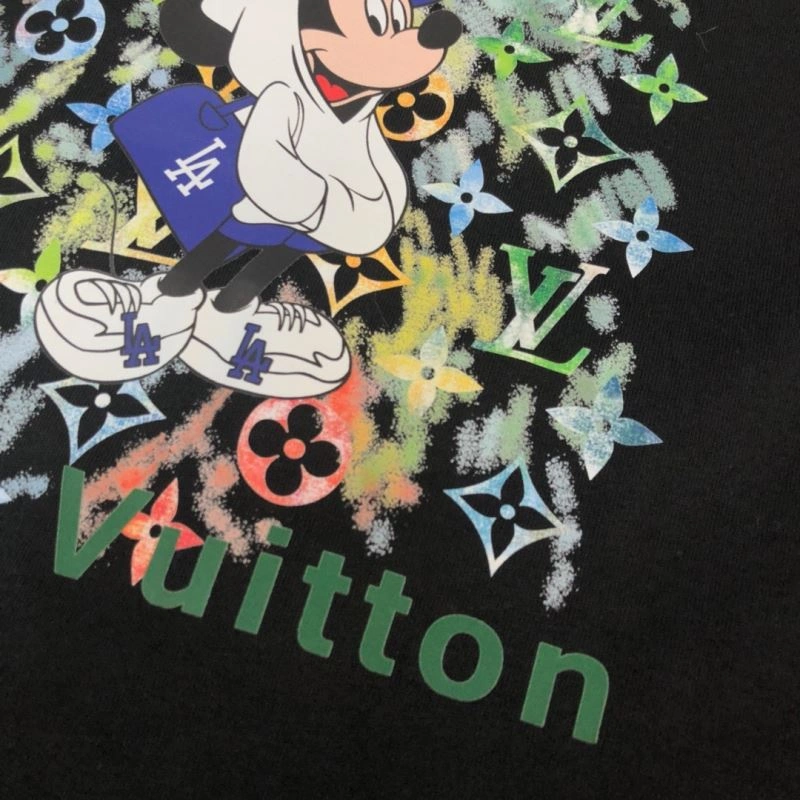 Louis Vuitton T-Shirts FashionForward 137255