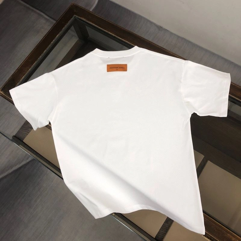 Sporty Louis Vuitton T-Shirts 137230