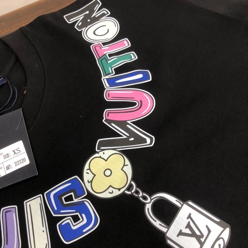 Louis Vuitton T-Shirts Original 137235