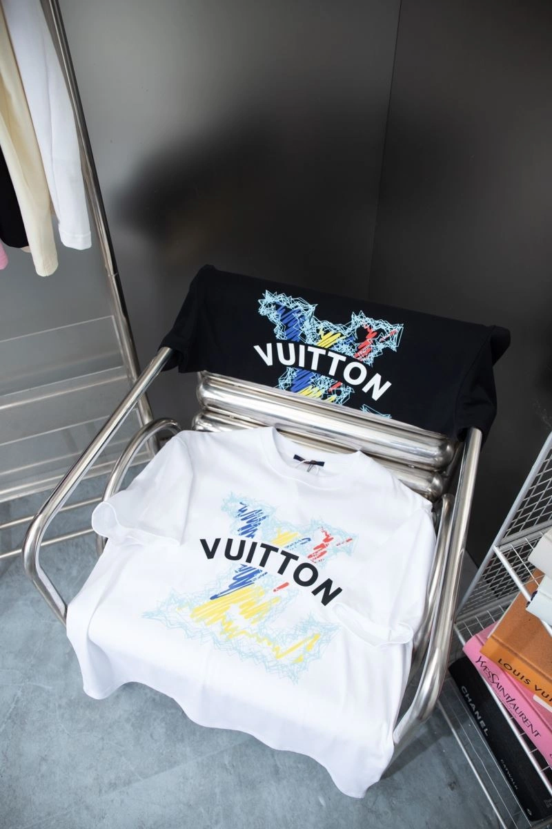 Classic Louis Vuitton T-Shirts 137225