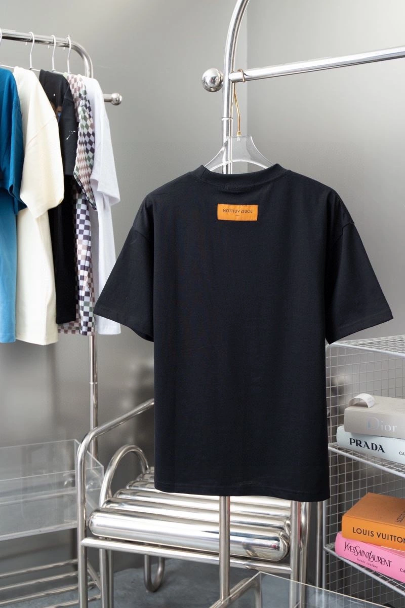 Comfortable Louis Vuitton T-Shirts 137232