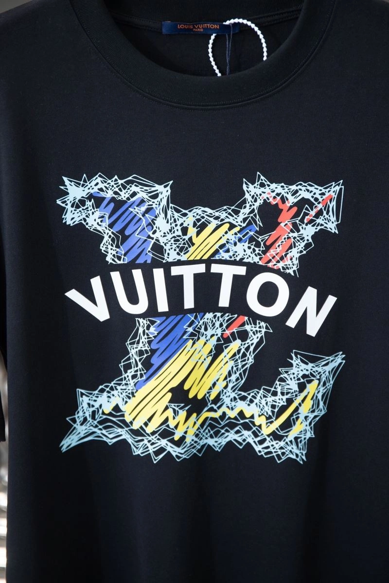 Comfortable Louis Vuitton T-Shirts 137232