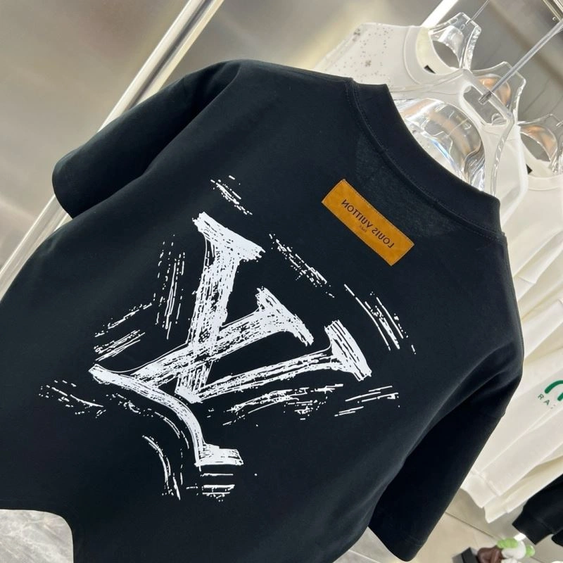 Louis Vuitton T-Shirts ZipUp 137231