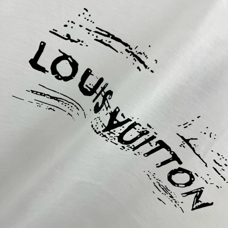Louis Vuitton T-Shirts MoistureWicking 137226
