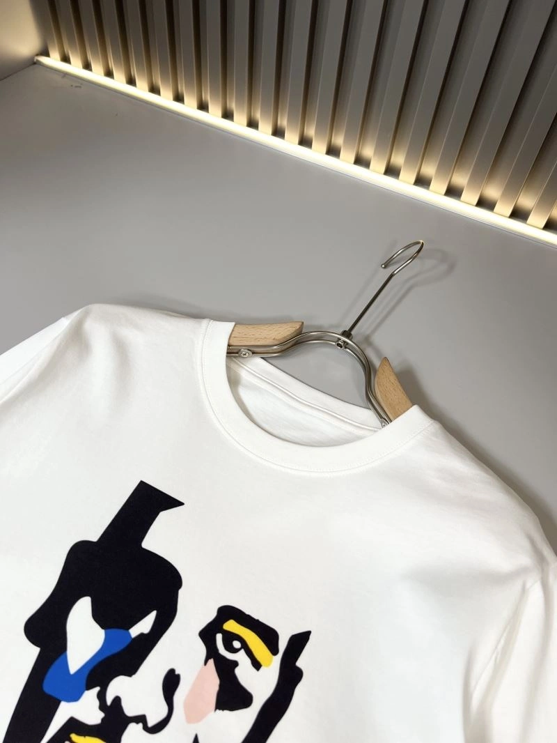 Louis Vuitton T-Shirts Comfortable 137223