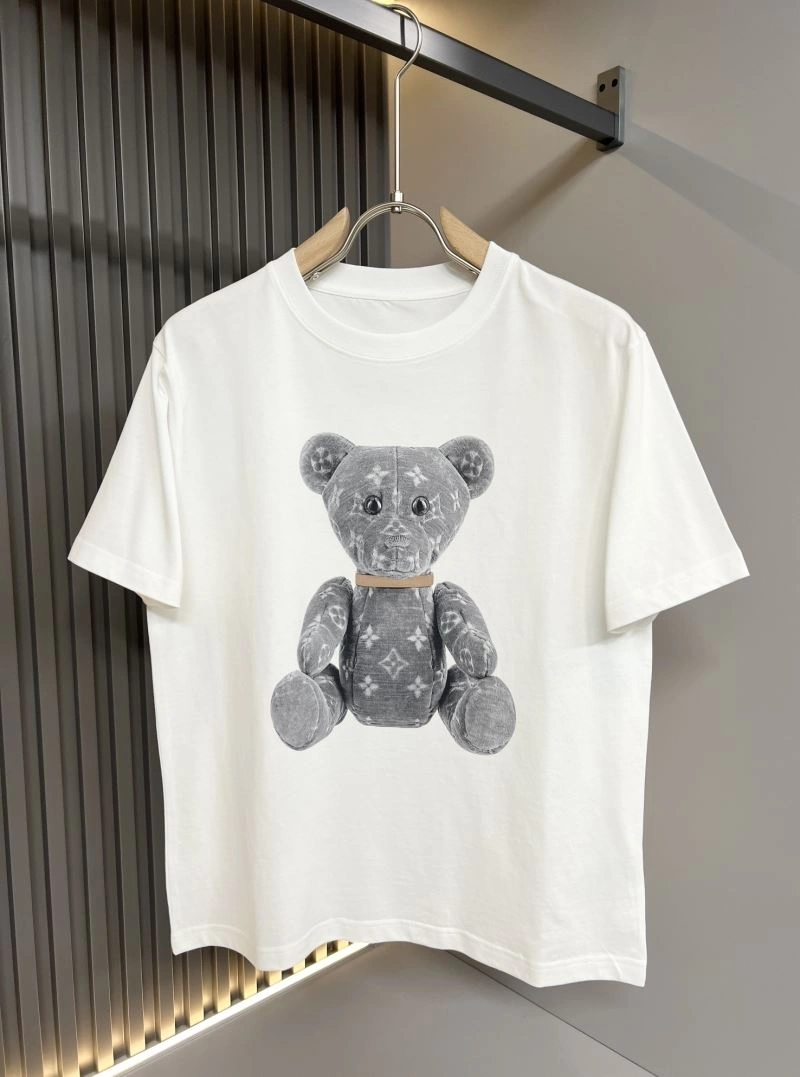 Louis Vuitton T-Shirts WrinkleFree 137218