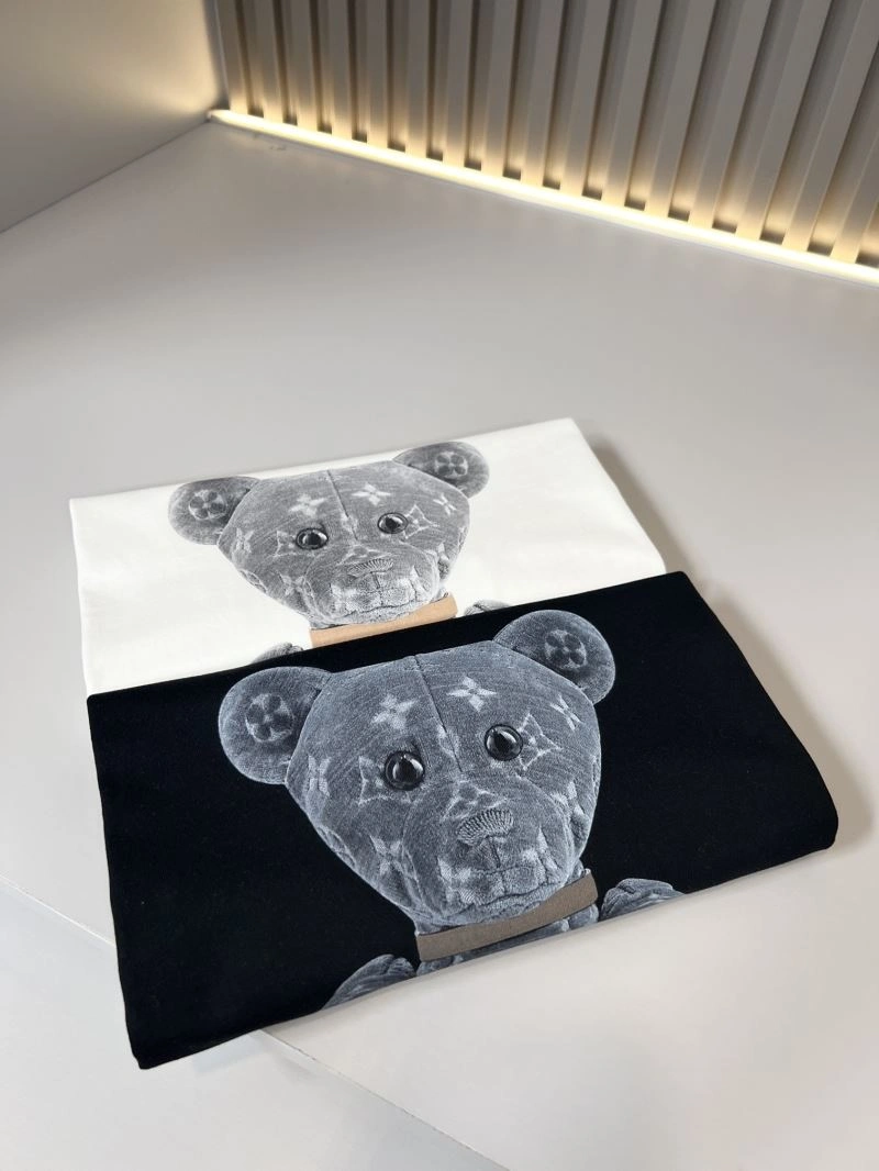 Louis Vuitton T-Shirts WrinkleFree 137218