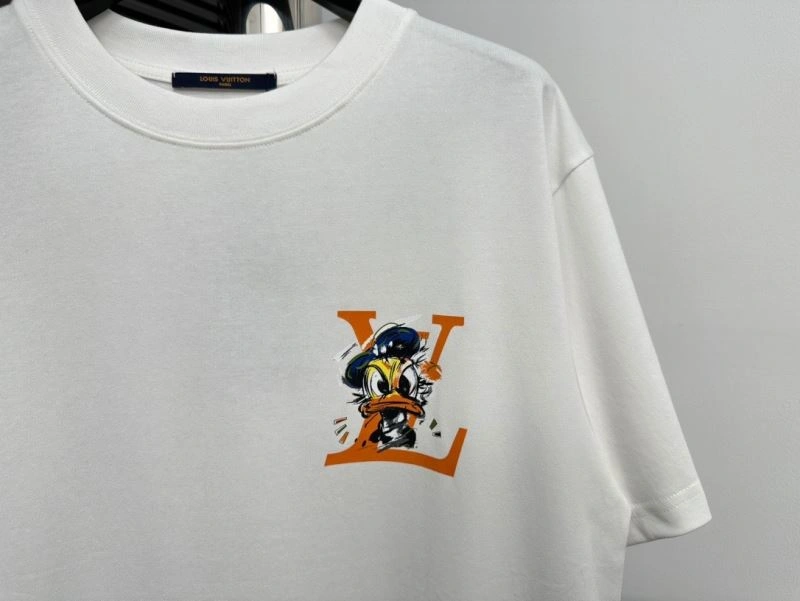 Louis Vuitton T-Shirts Contemporary 137202